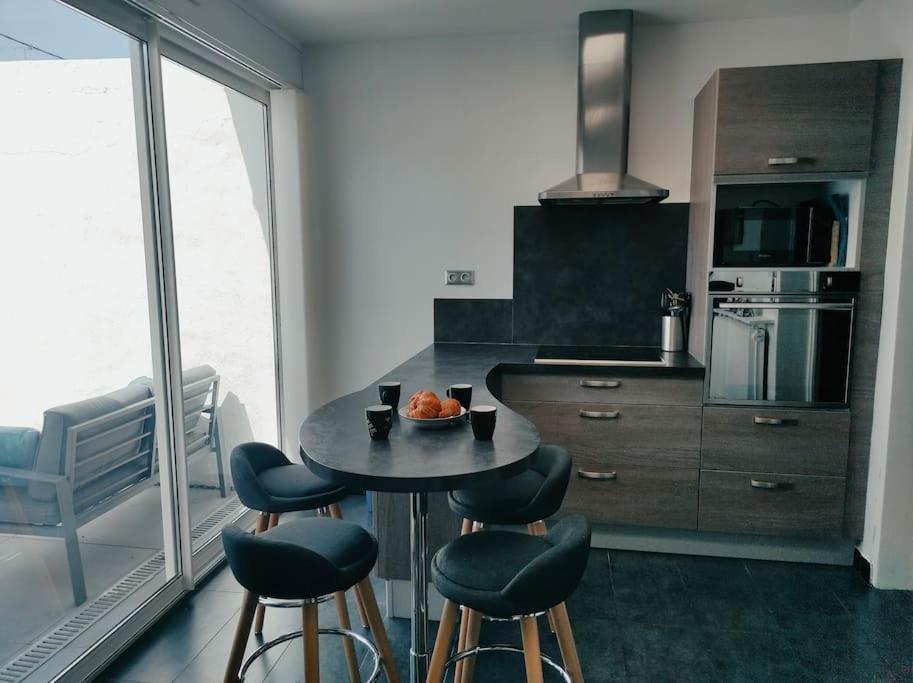 Hébergement de vacances Maison Amienoise Avec Terrasse Et Jardinet Amiens